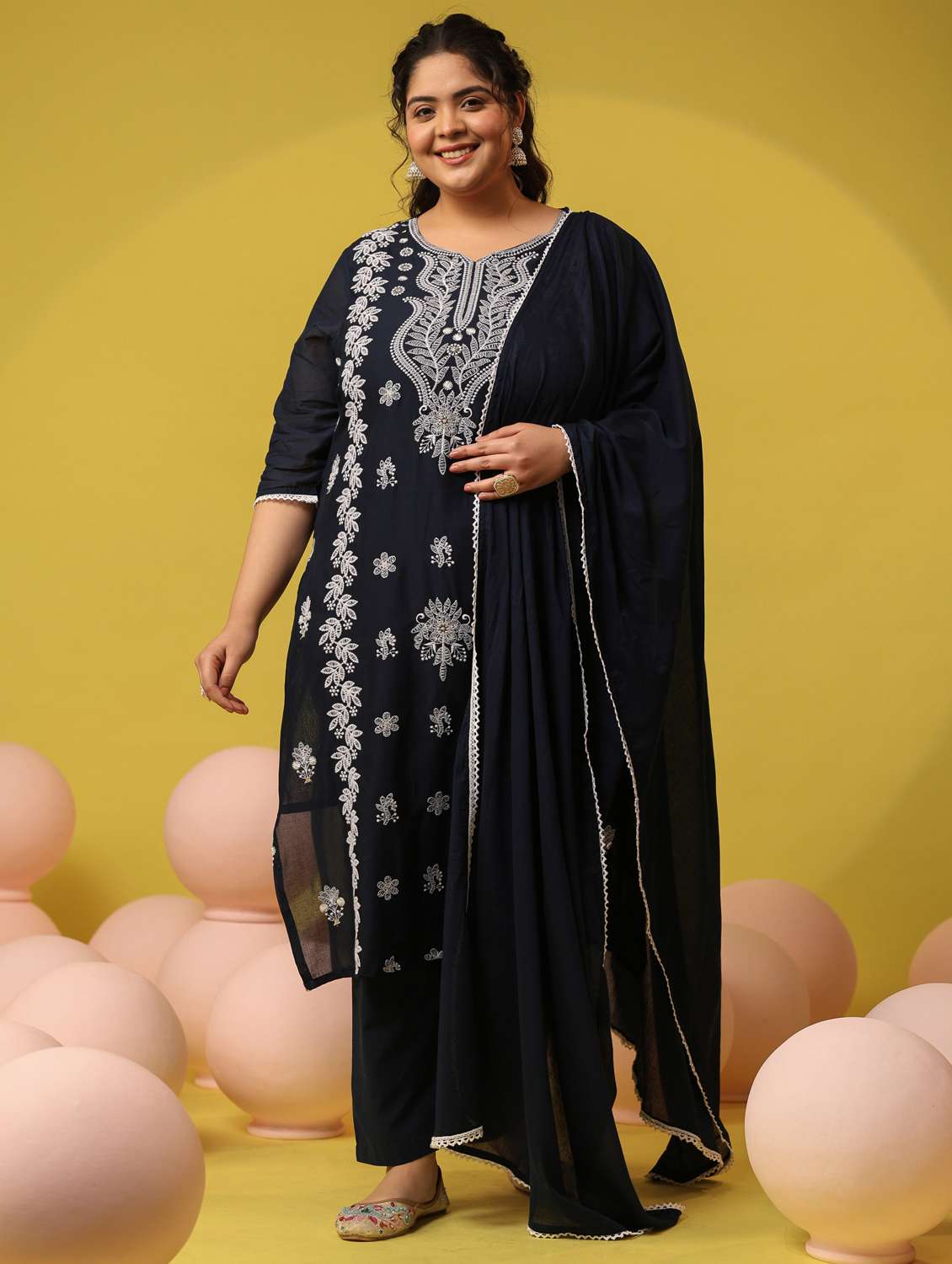 women plus size solid with work notch neck kurta pant with dupatta set