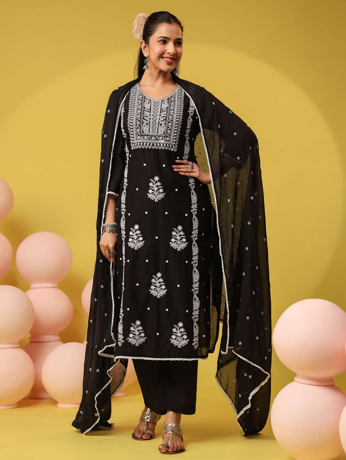 women solid with work round neck kurta pant with dupatta set - 22390209 -  Standard Image - 3