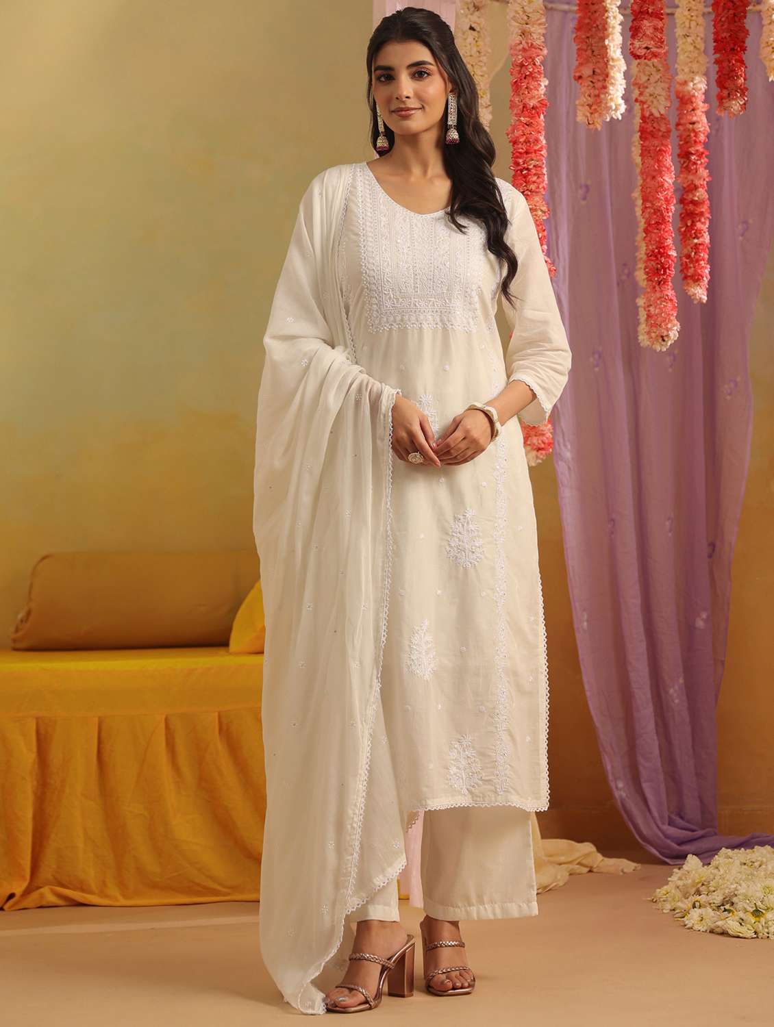 women solid with work round neck kurta pant with dupatta set