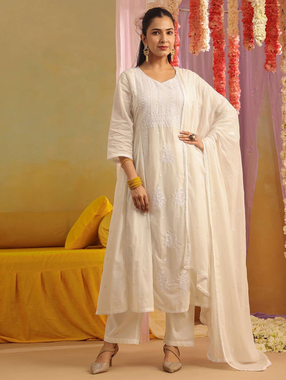 women solid with work three quarter sleeve kurta pant with dupatta set