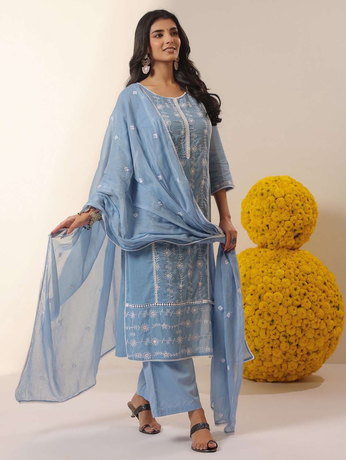 women solid with work round neck kurta pant with dupatta set - 22390228 -  Standard Image - 3