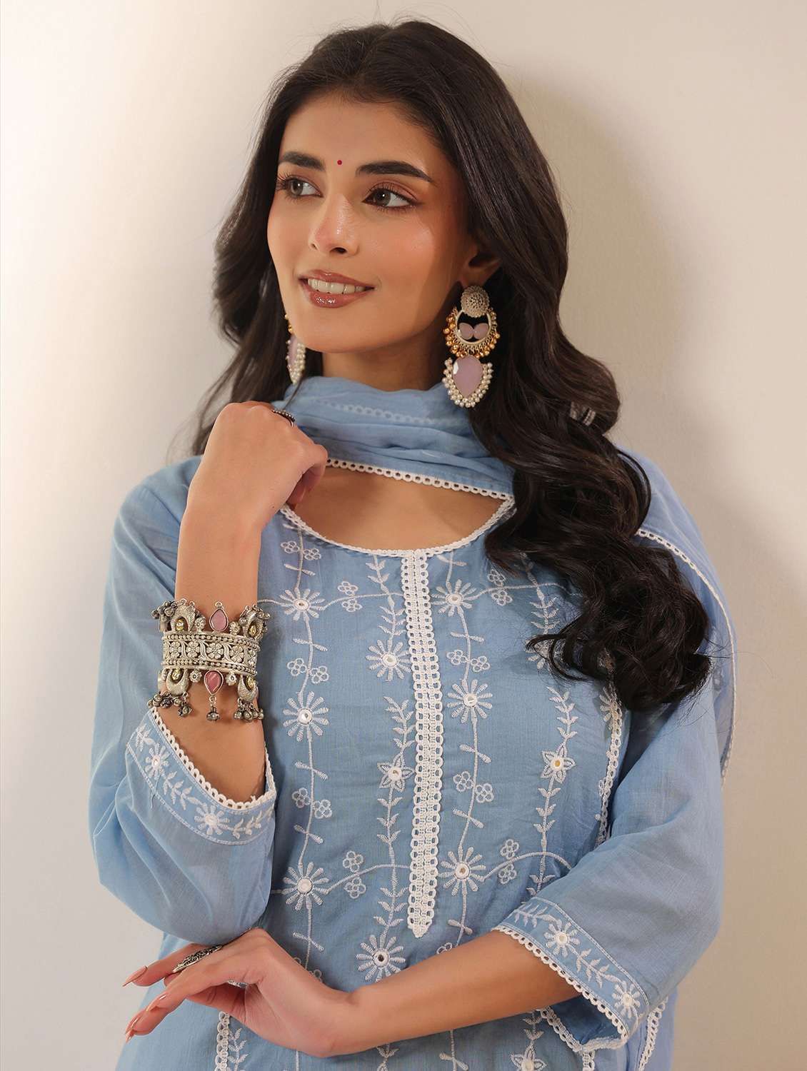 women solid with work round neck kurta pant with dupatta set - 22390228 -  Standard Image - 5