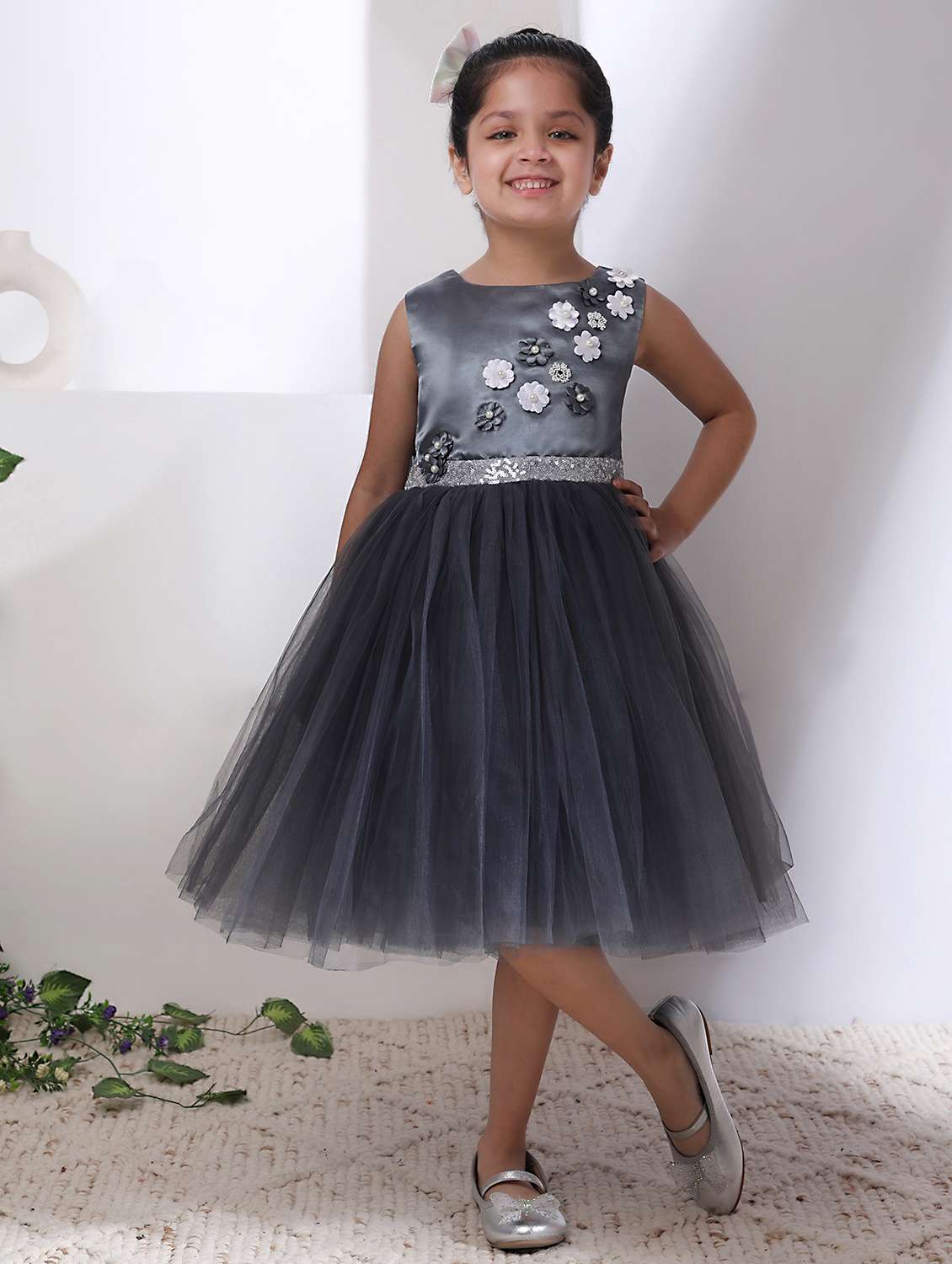women self designed sleeveless fit & flare dress