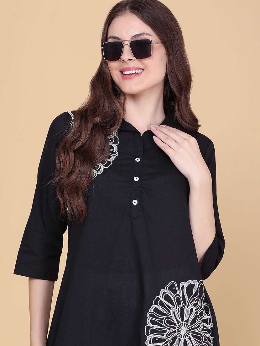 Women Embroidered Three Quarter Sleeve A-line Kurta - 22390985 -  Standard Image - 5