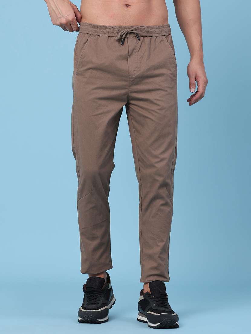 men solid mid rise regular fit track pant