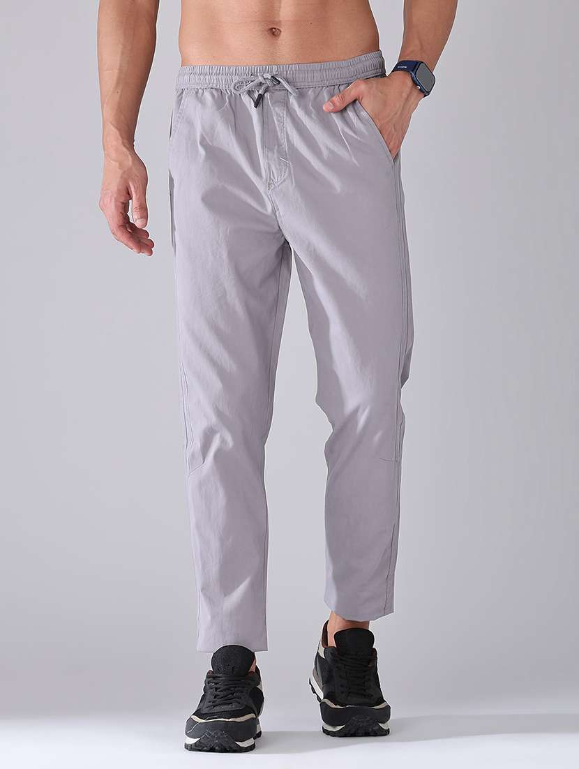 men solid mid rise flat front trouser