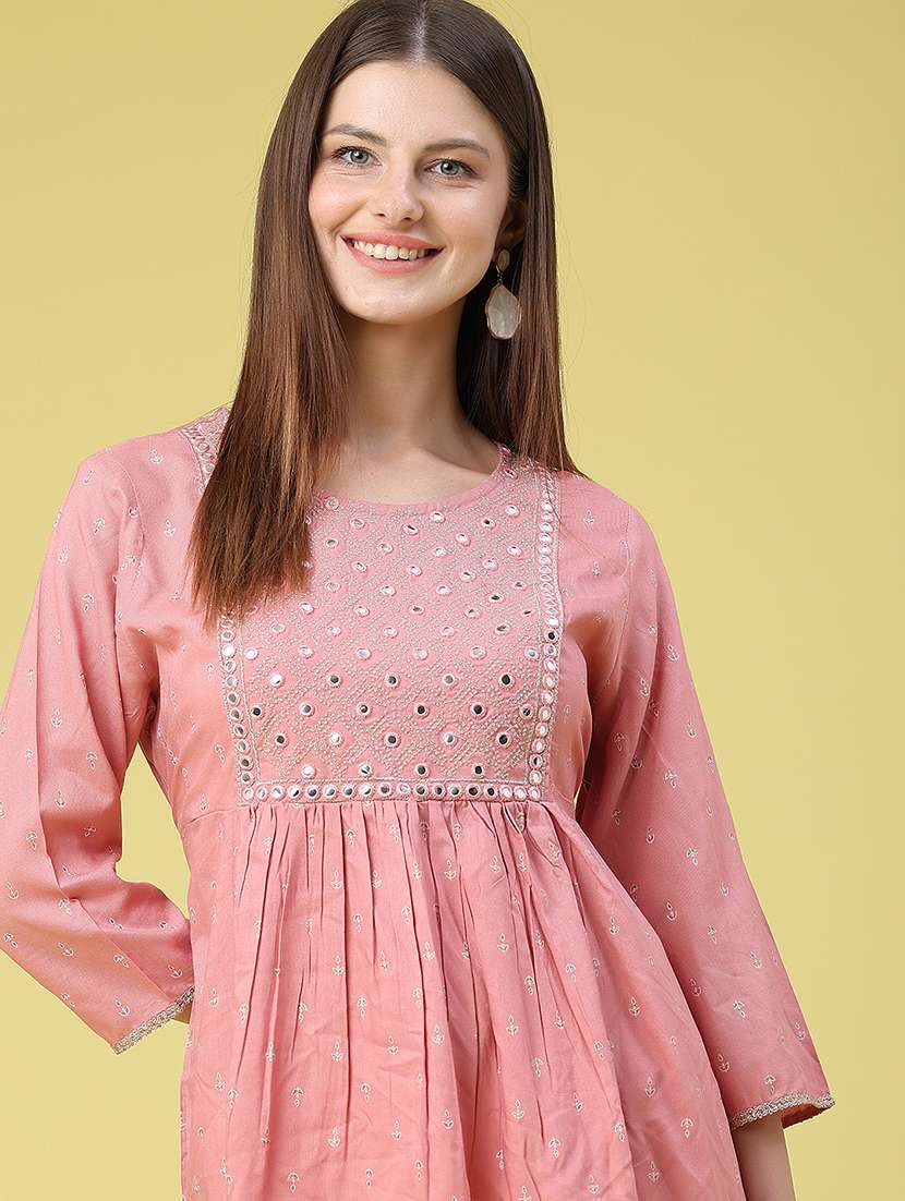 Women Embroidered Three Quarter Sleeve Ethnic Top - 22391179 -  Standard Image - 3