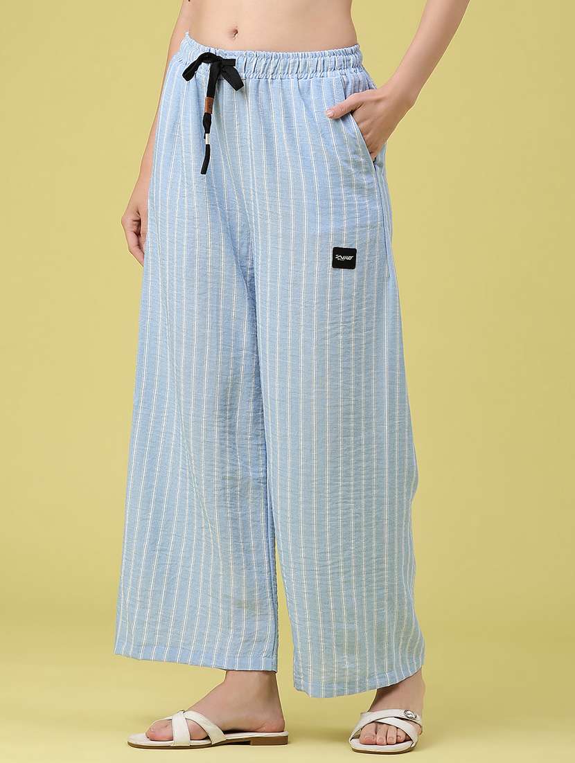 Women Printed Mid Rise Wide Leg Trouser - 22391552 -  Standard Image - 3