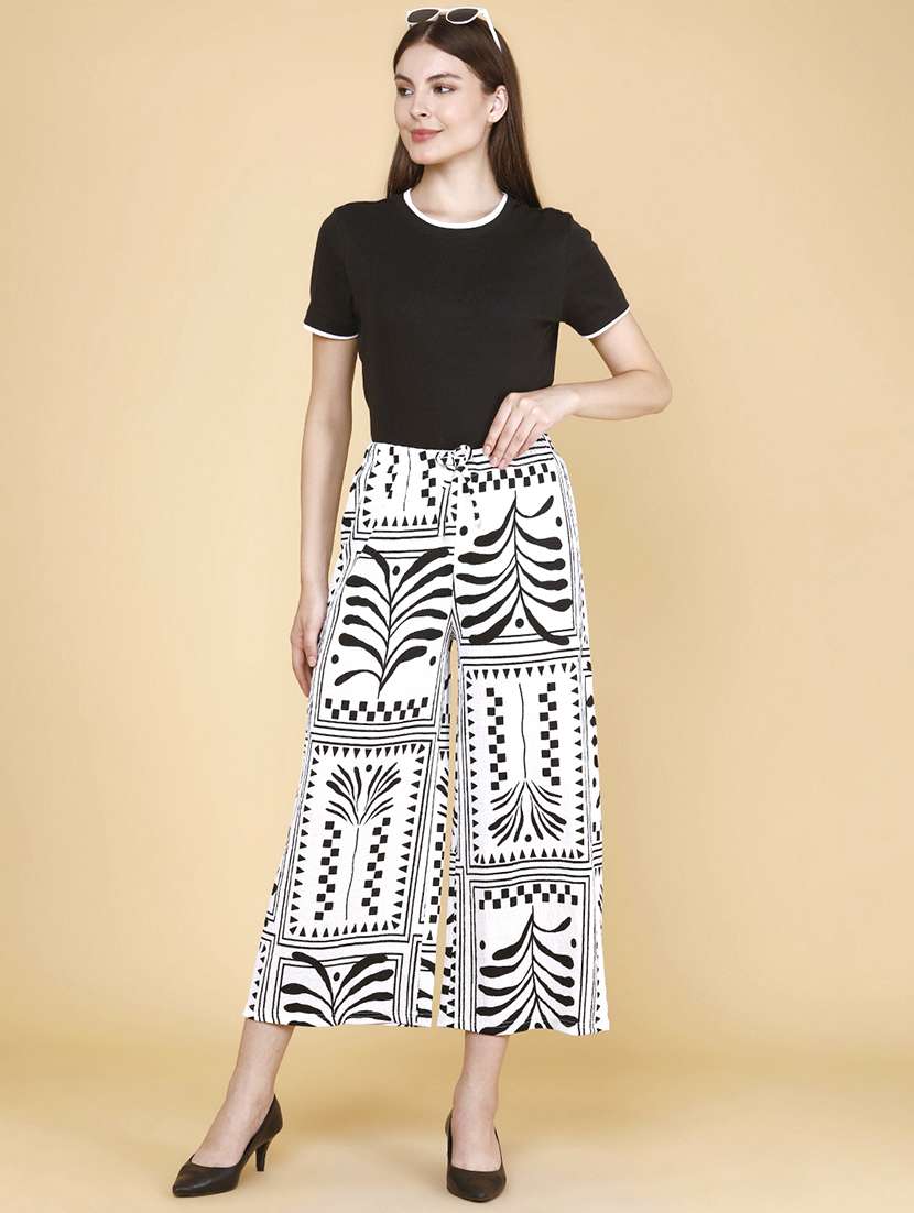 women printed mid rise calf length culottes  - 22391556 -  Standard Image - 5