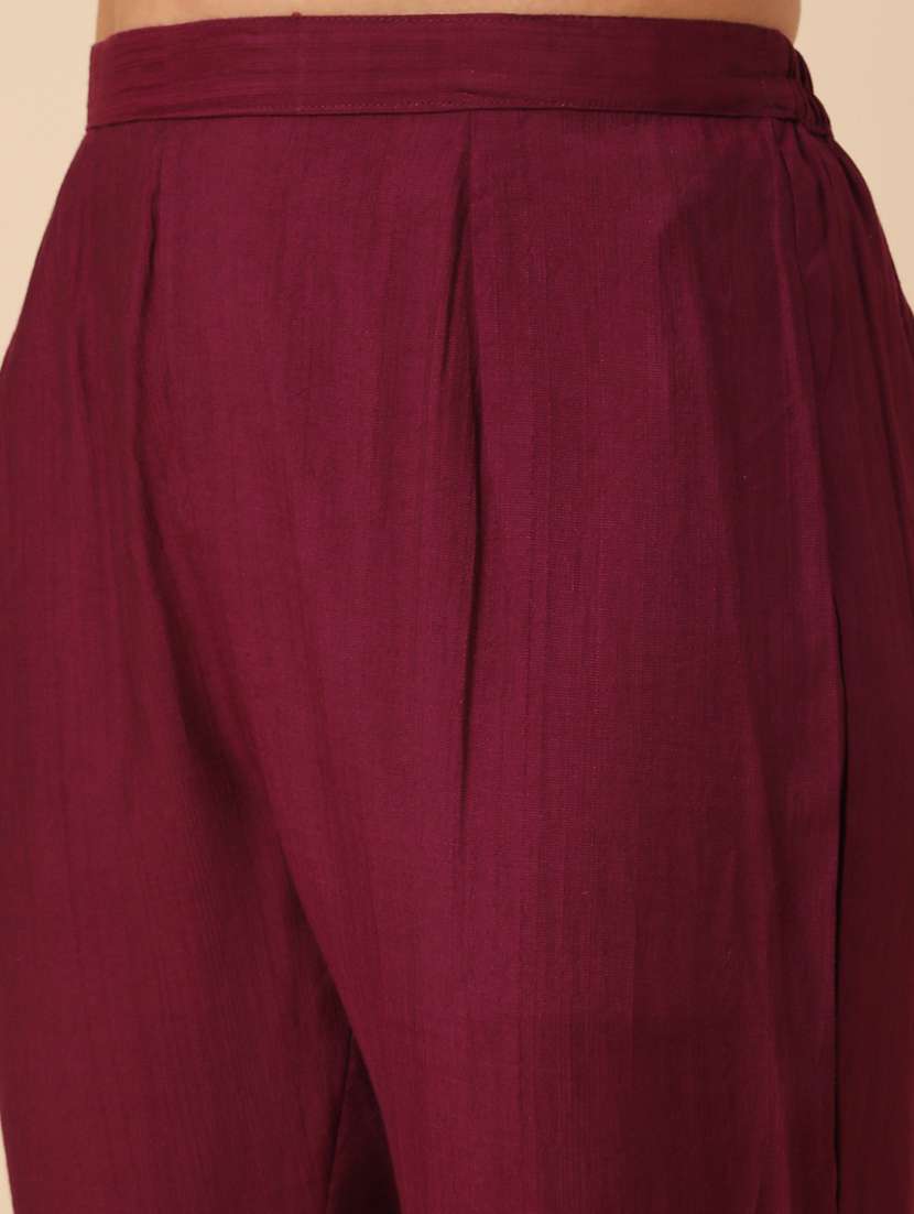 maroon cotton kurta dupatta  set - 22391575 -  Standard Image - 5