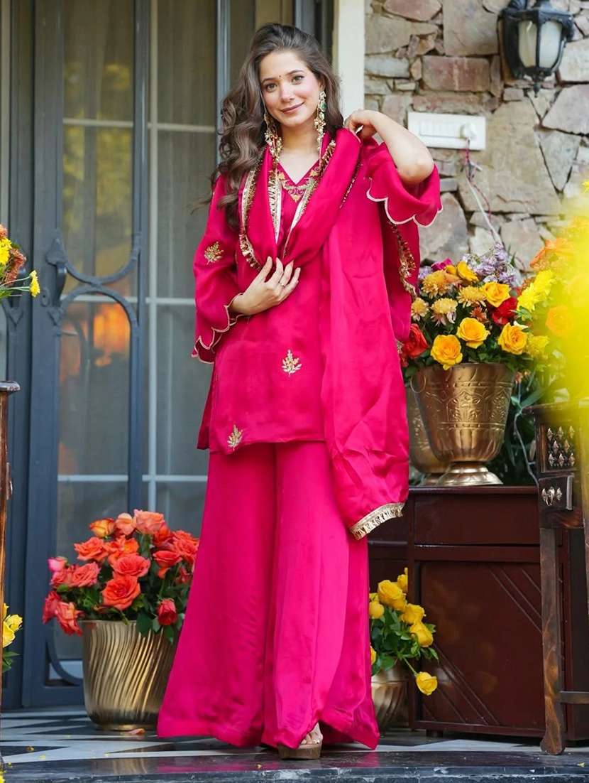 women solid with work three quarter sleeve kurta sharara with dupatta set - 22391663 -  Standard Image - 3