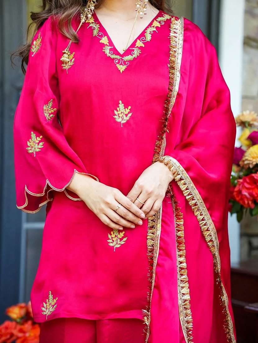 women solid with work three quarter sleeve kurta sharara with dupatta set - 22391663 -  Standard Image - 5