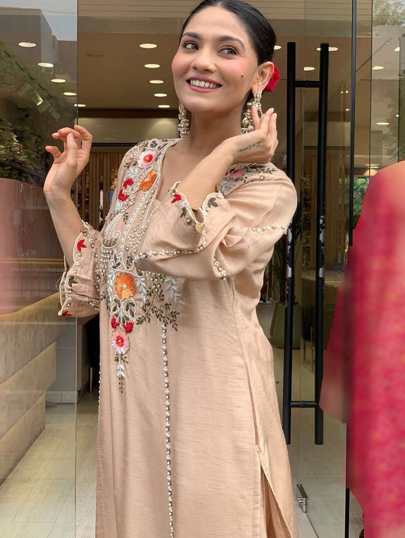 women solid with work three quarter sleeve kurta pant with dupatta set - 22391672 -  Standard Image - 5