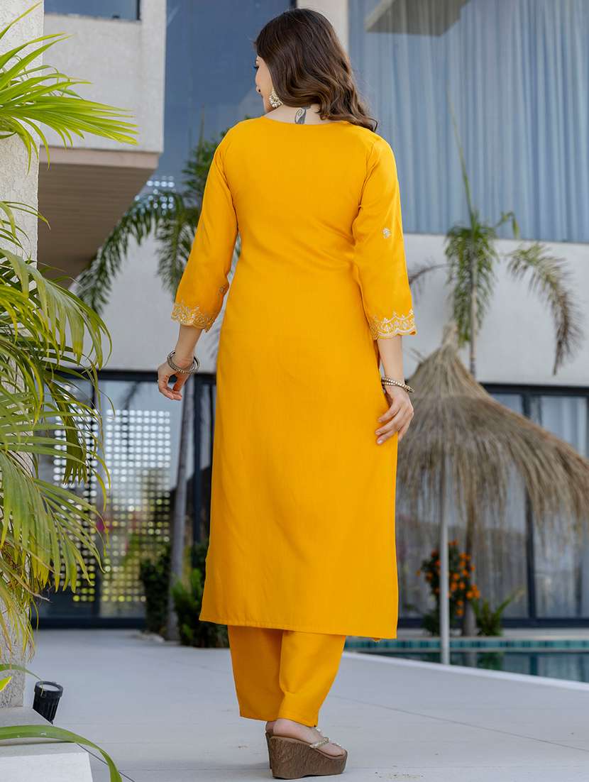 women solid with work three quarter sleeve kurta pant with dupatta set - 22391674 -  Standard Image - 5