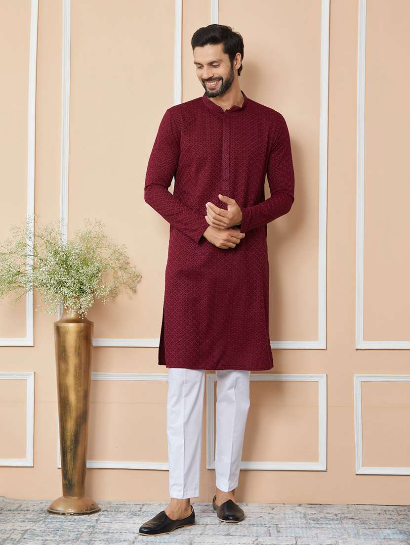 men self design long sleeve kurta pyjama set