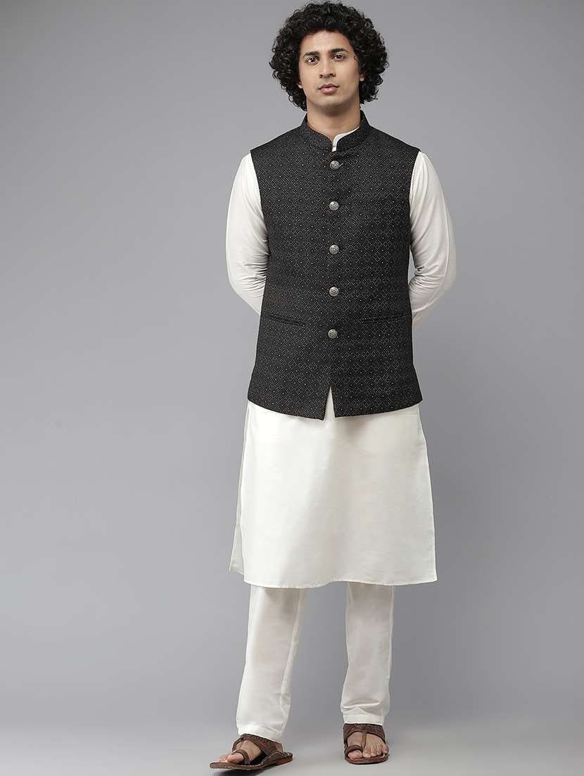men self design mandarin neck kurta pyjama with jacket set