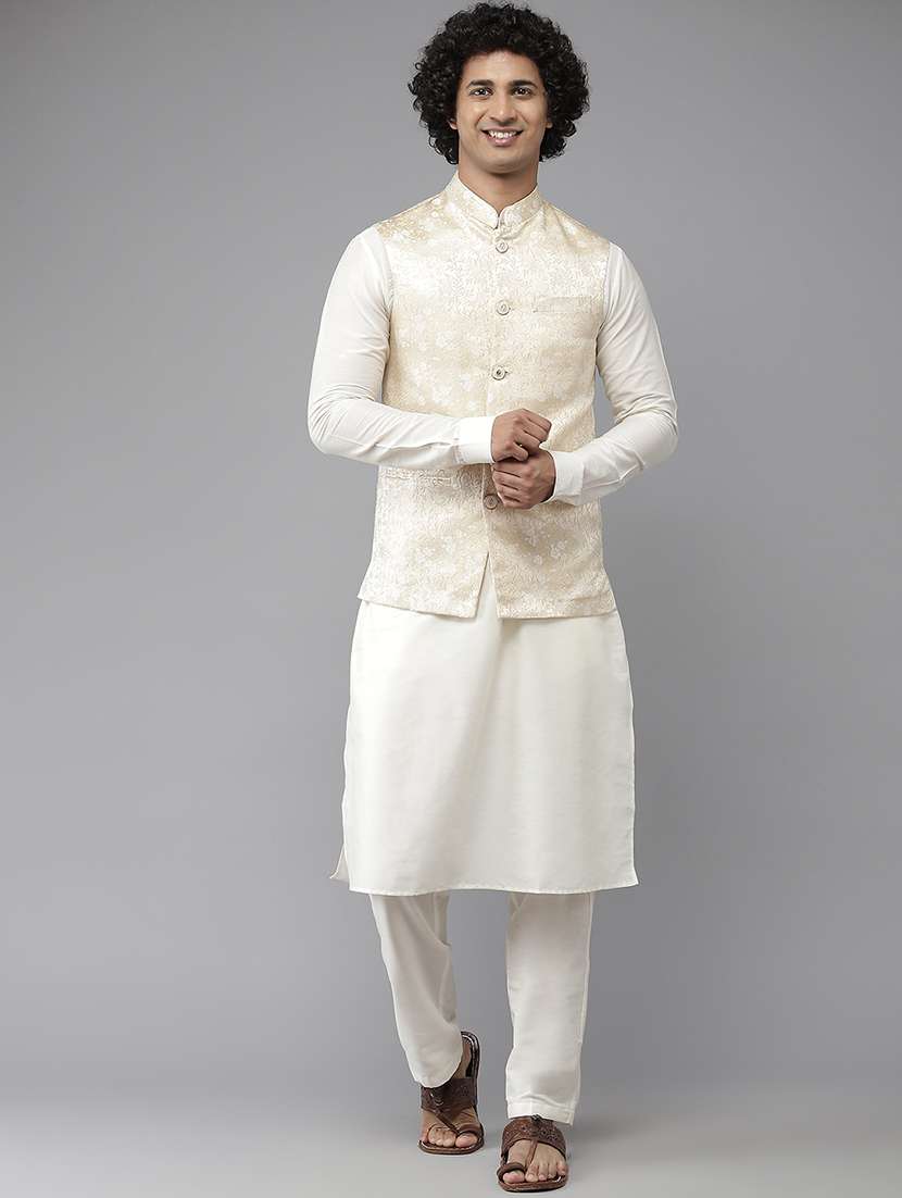 men self design mandarin neck kurta pyjama with jacket set