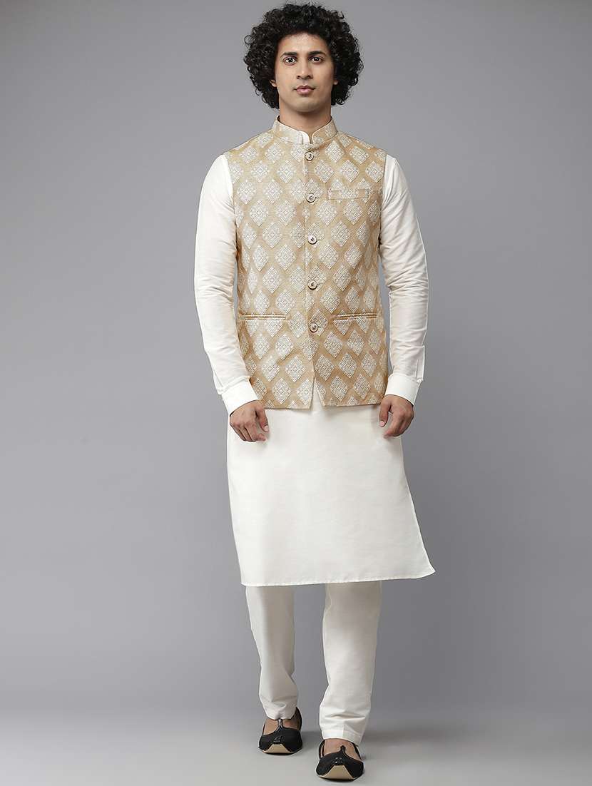 men self design mandarin neck kurta pyjama with jacket set