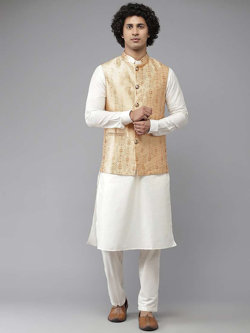 men self design mandarin neck kurta pyjama with jacket set