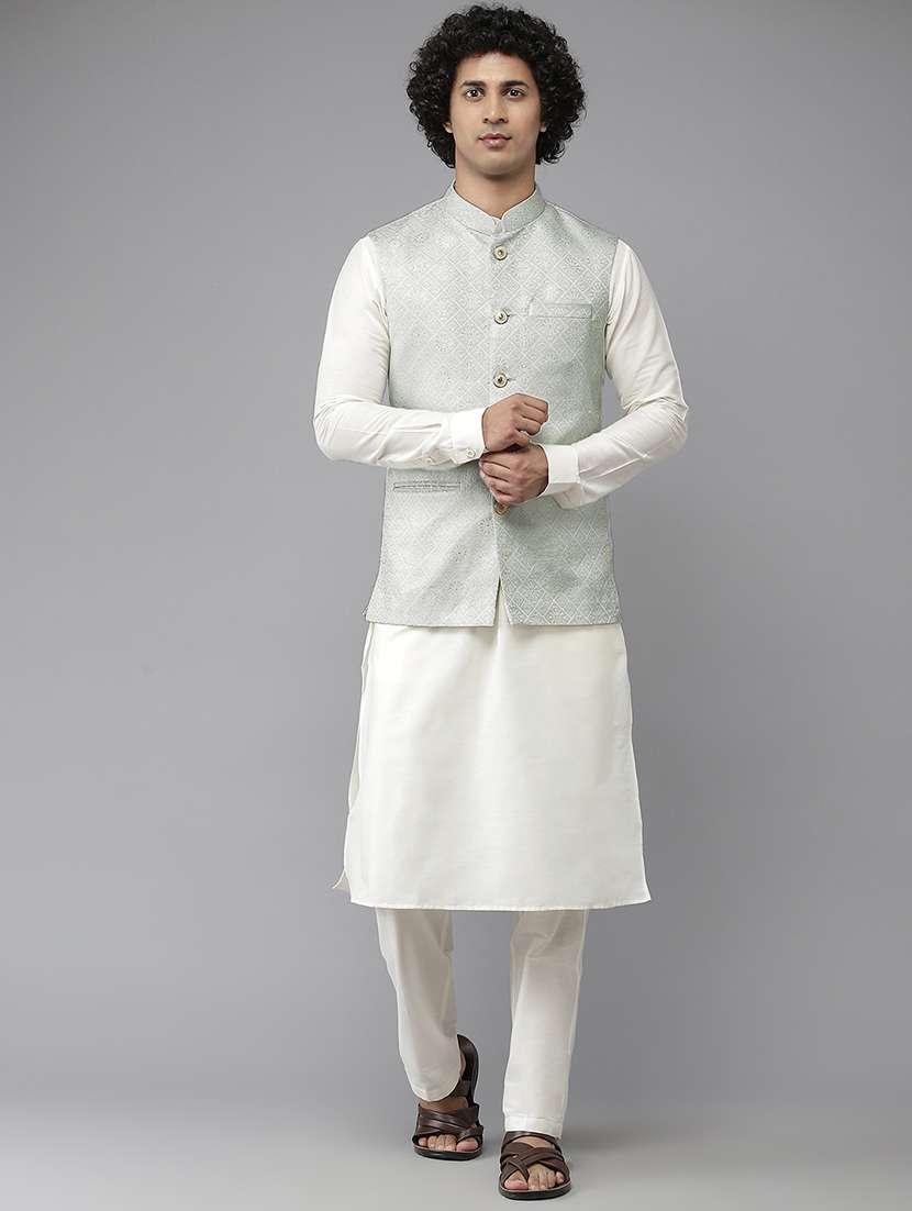men self design mandarin neck kurta pyjama with jacket set