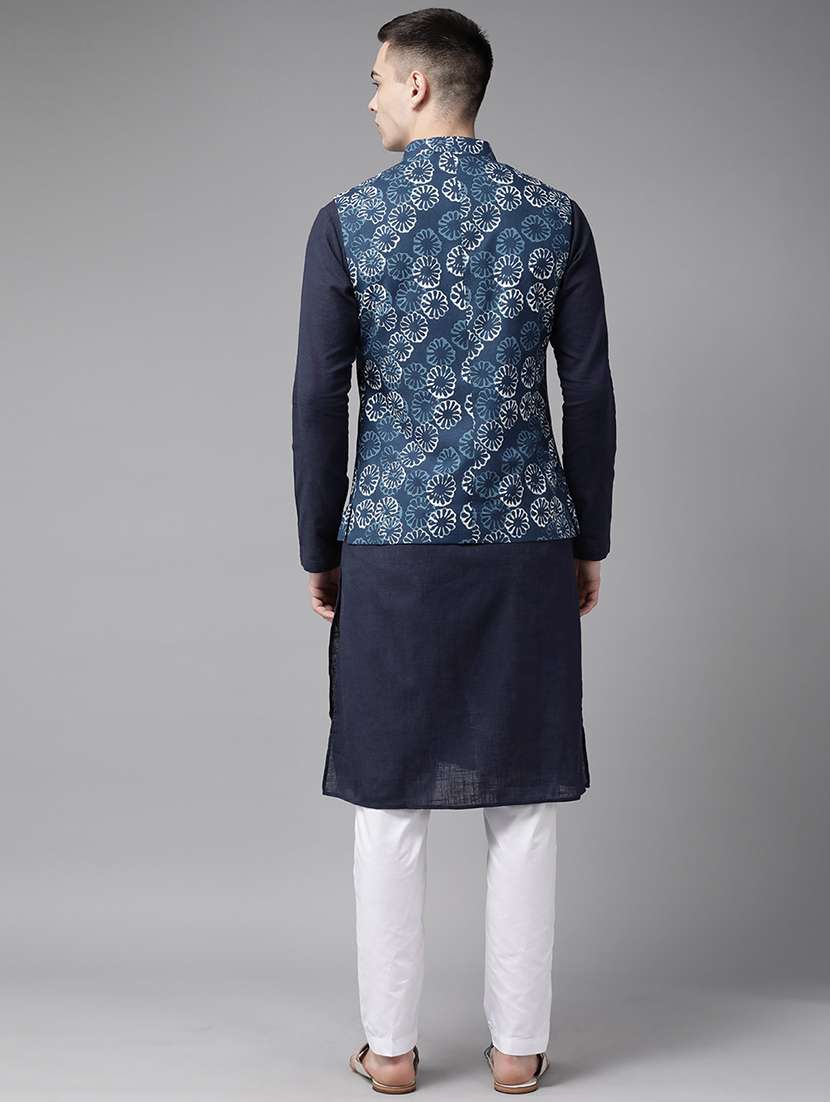Men Printed Mandarin Neck Kurta Pyjama With Jacket Set - 22391752 -  Standard Image - 3