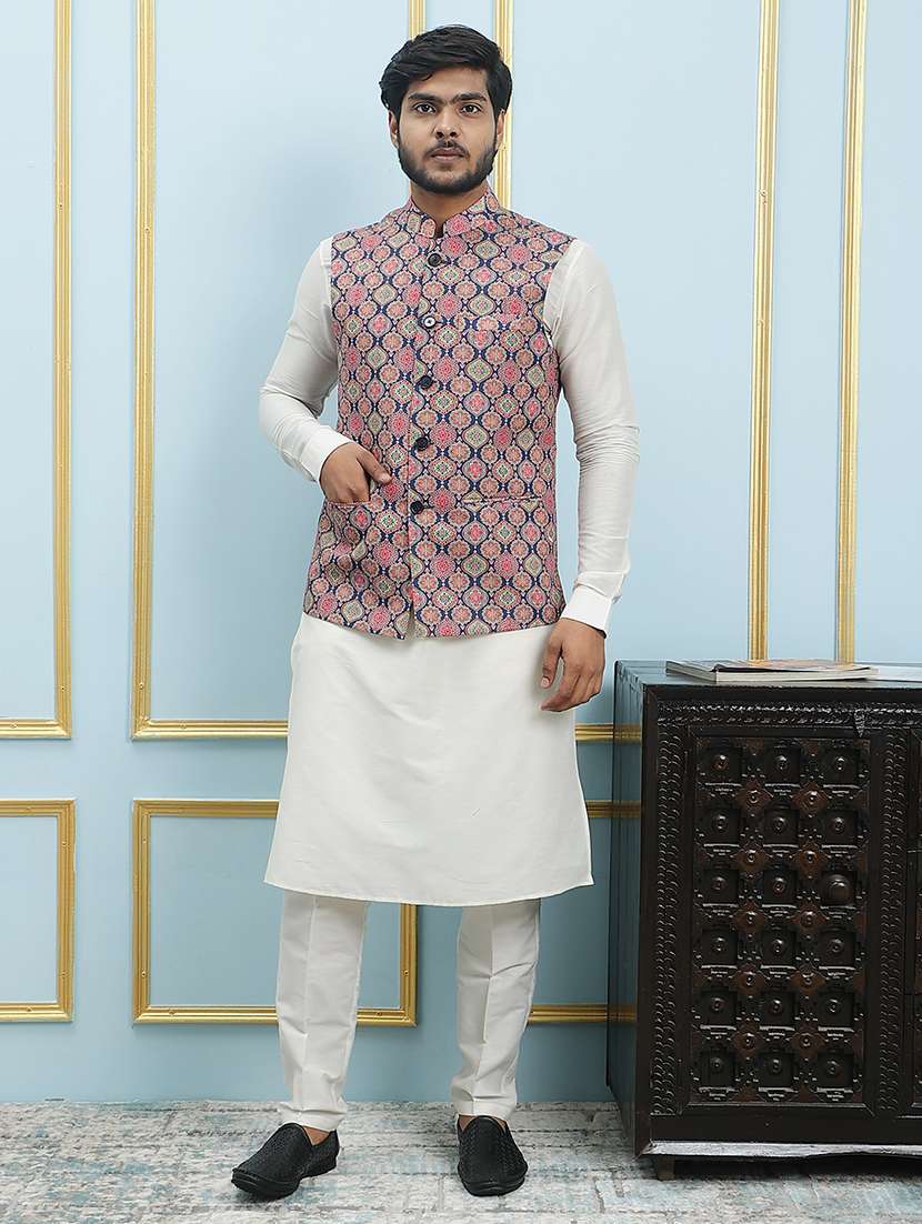 men printed mandarin neck kurta pyjama with jacket set
