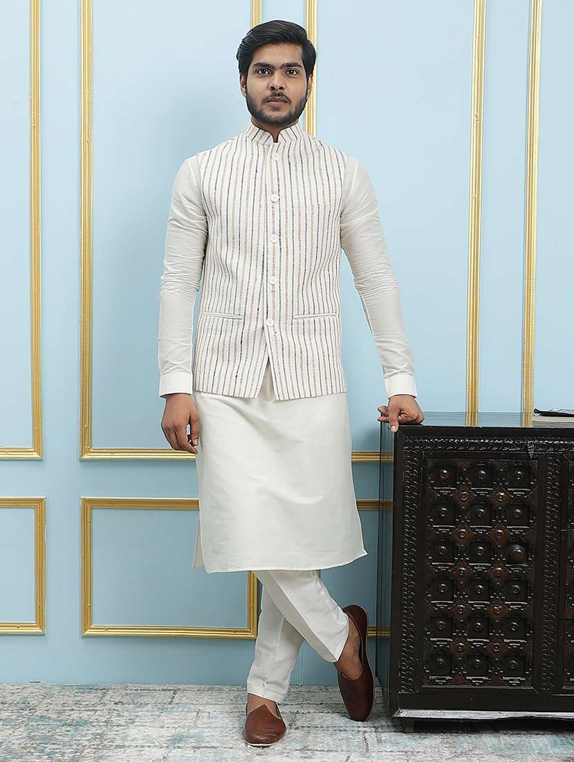 men striped mandarin neck kurta pyjama with jacket set