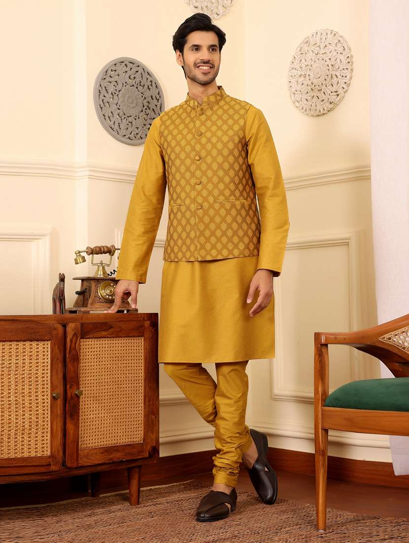 men mandarin neck kurta pyjama with jacket ethnic wear set