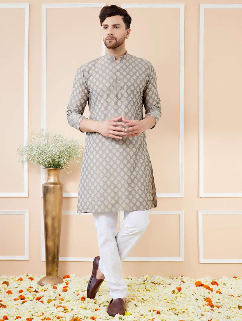 men self design long sleeve kurta