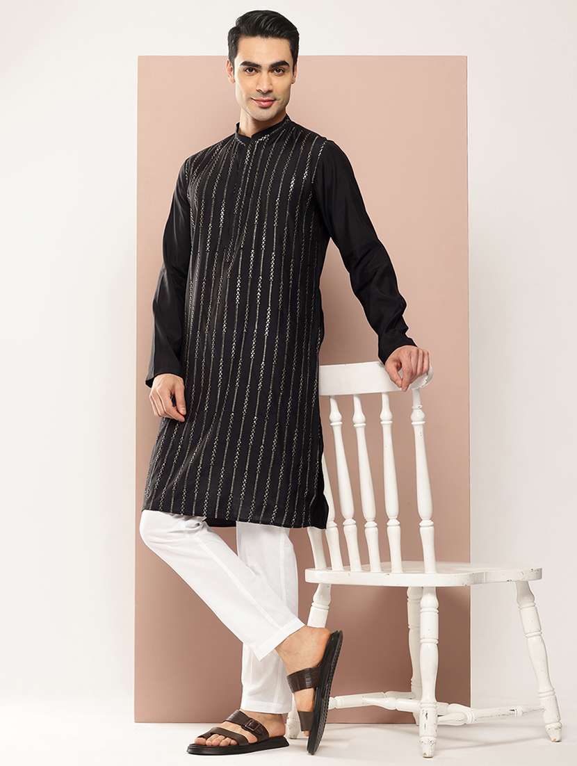 men self design long sleeve kurta