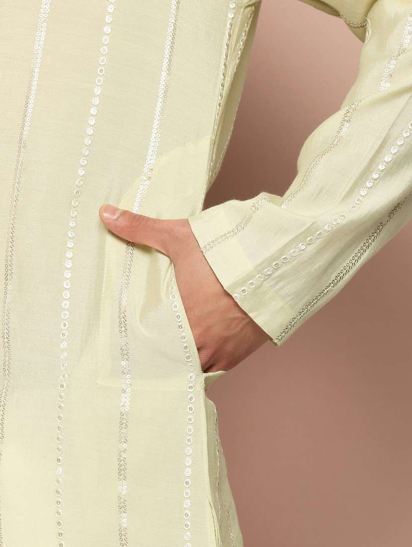 Men Solid With Work Mandarin Neck Long Kurta - 22391955 -  Standard Image - 5
