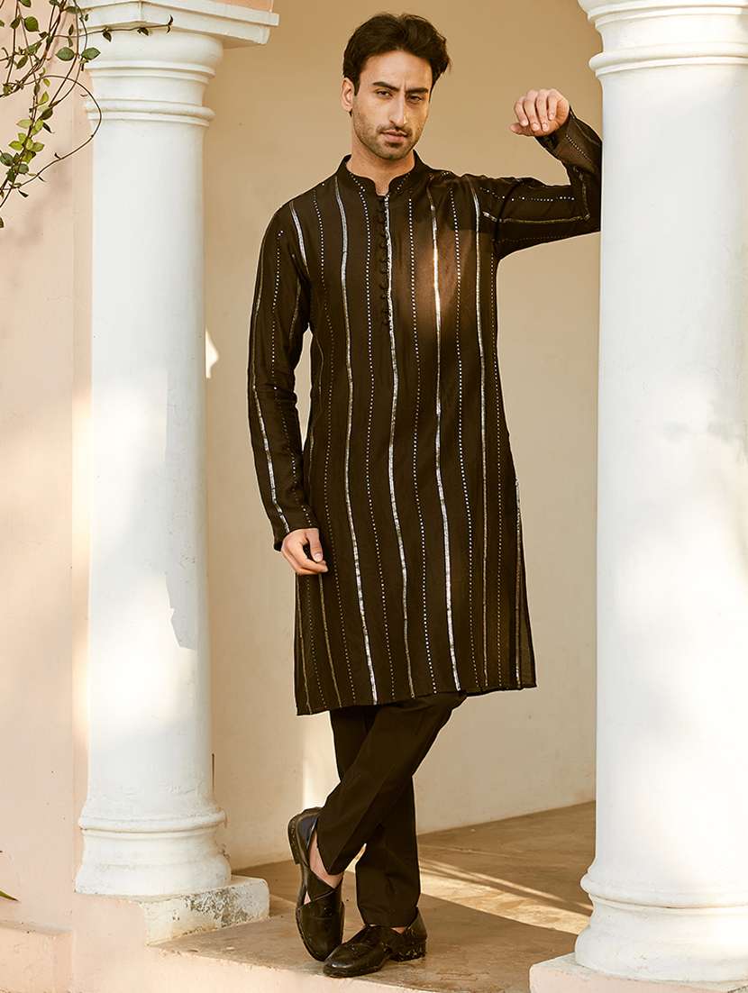 men self design long sleeve kurta