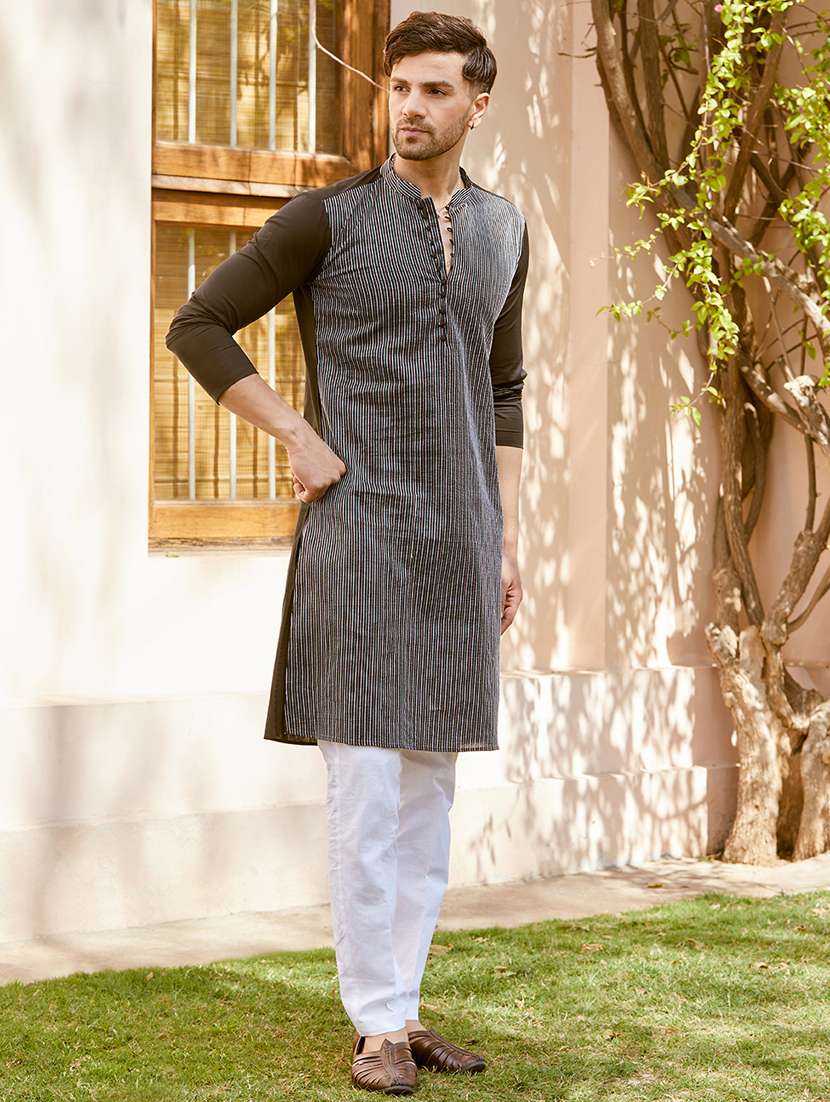 men self design mandarin neck long kurta - 22392128 -  Standard Image - 3