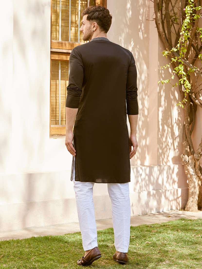 men self design mandarin neck long kurta - 22392128 -  Standard Image - 5