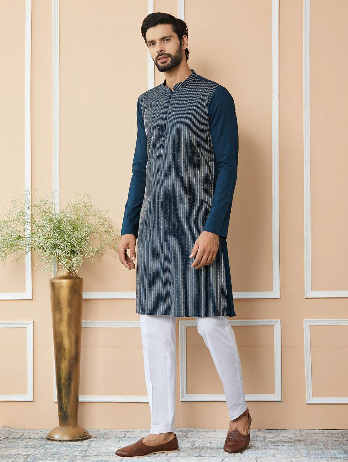 men solid with work mandarin neck long kurta - 22392178 -  Standard Image - 3