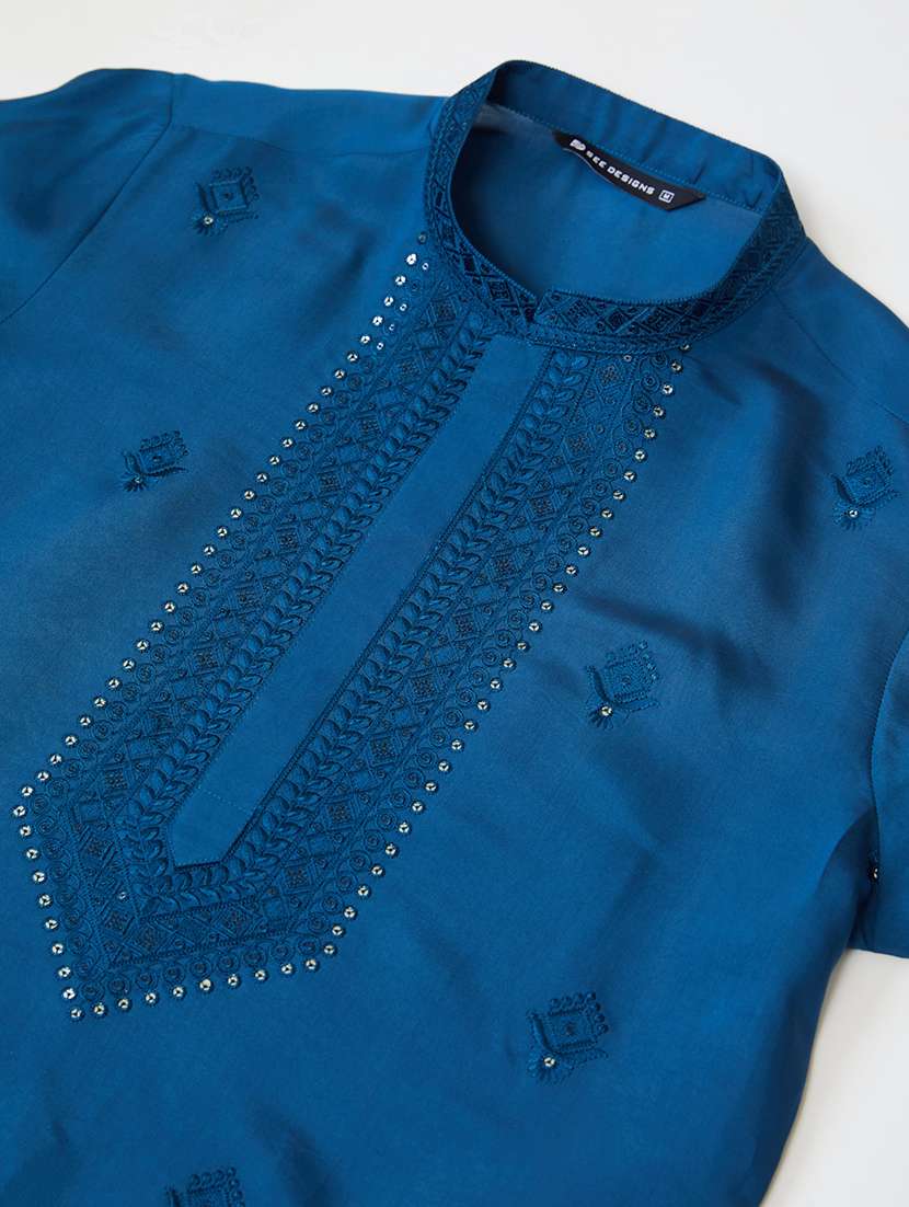 men solid with work mandarin neck long kurta - 22392271 -  Standard Image - 5