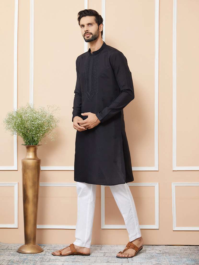 Men Solid With Work Mandarin Neck Long Kurta - 22392295 -  Standard Image - 3