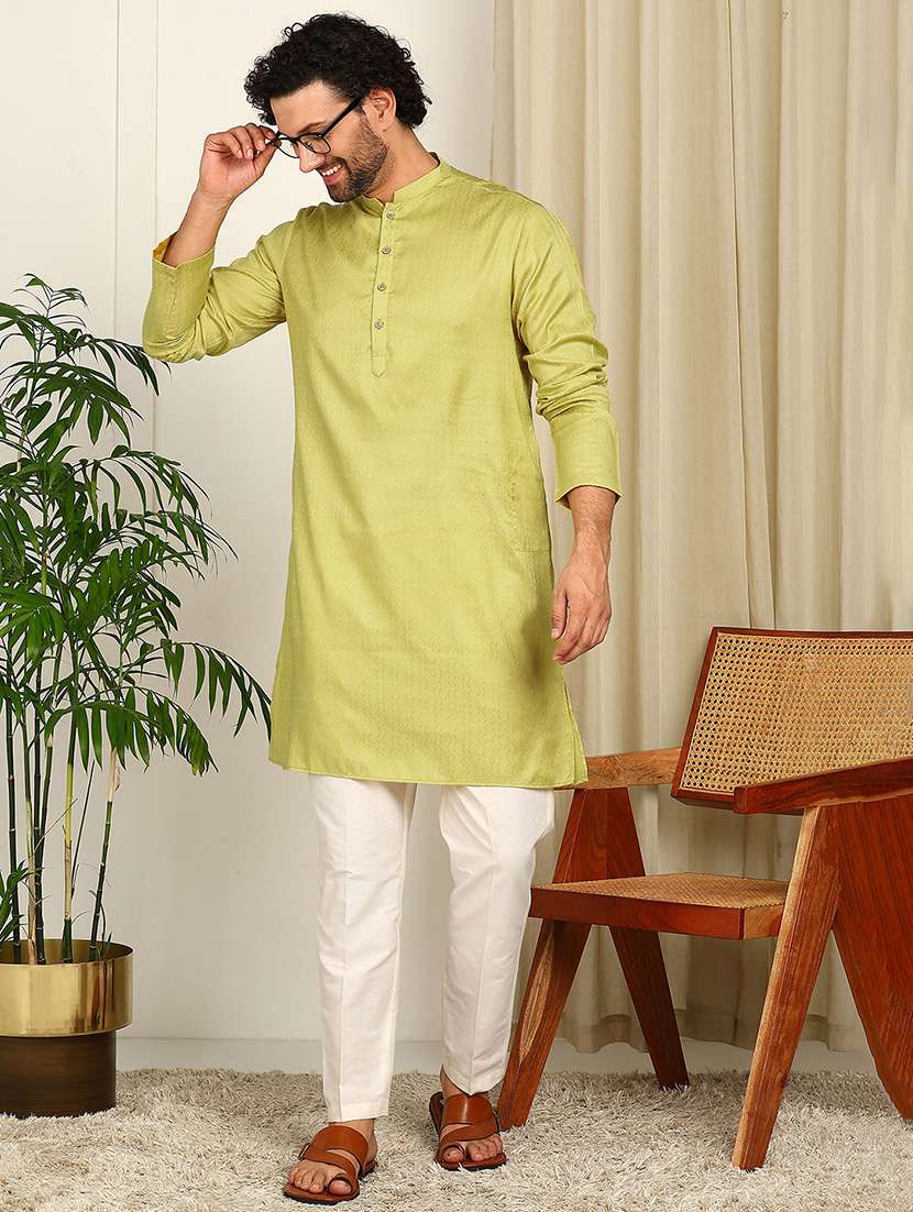 men mandarin neck long sleeve kurta