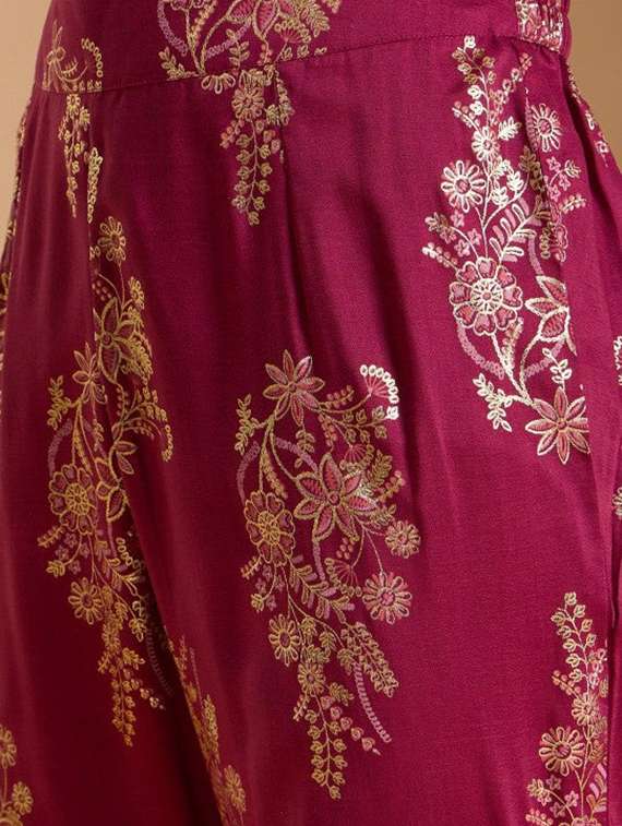 women printed three quarter sleeve kurta pant with dupatta set - 22392825 -  Standard Image - 3