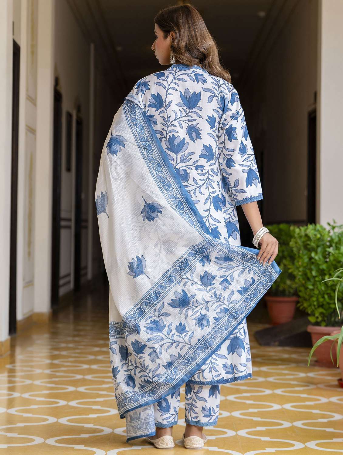 women printed three quarter sleeve kurta pant with dupatta set - 22392960 -  Standard Image - 3