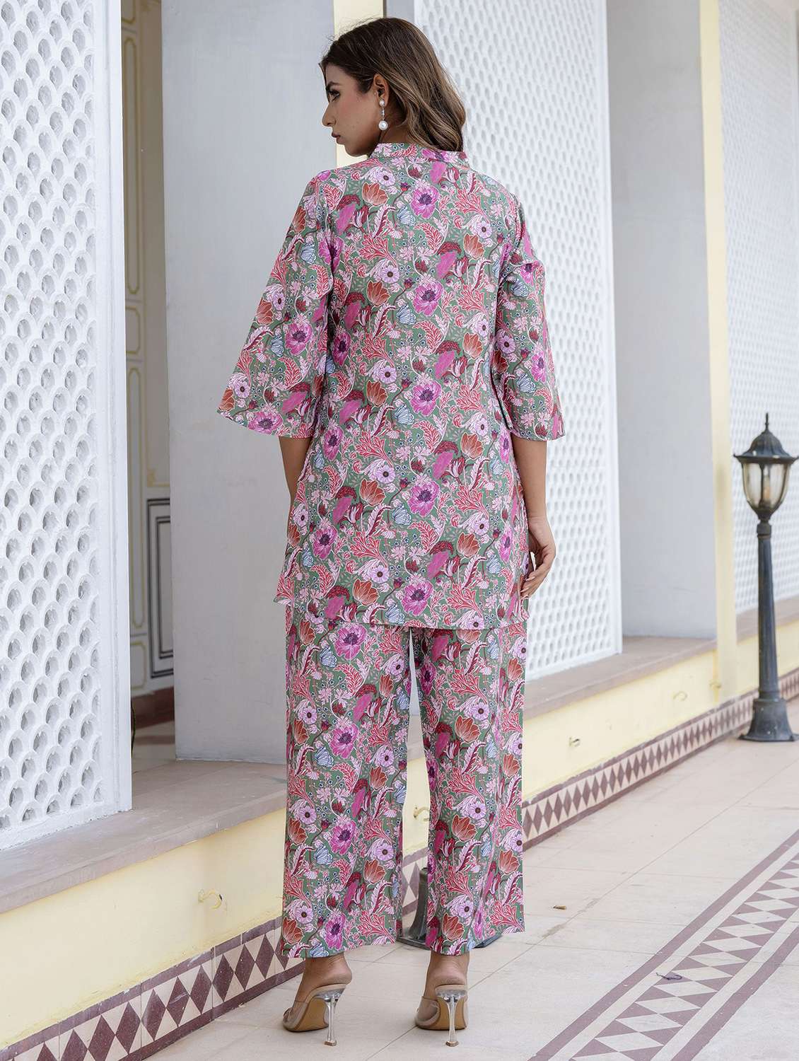 women printed three quarter sleeve ethnic co-ord set - 22392982 -  Standard Image - 3