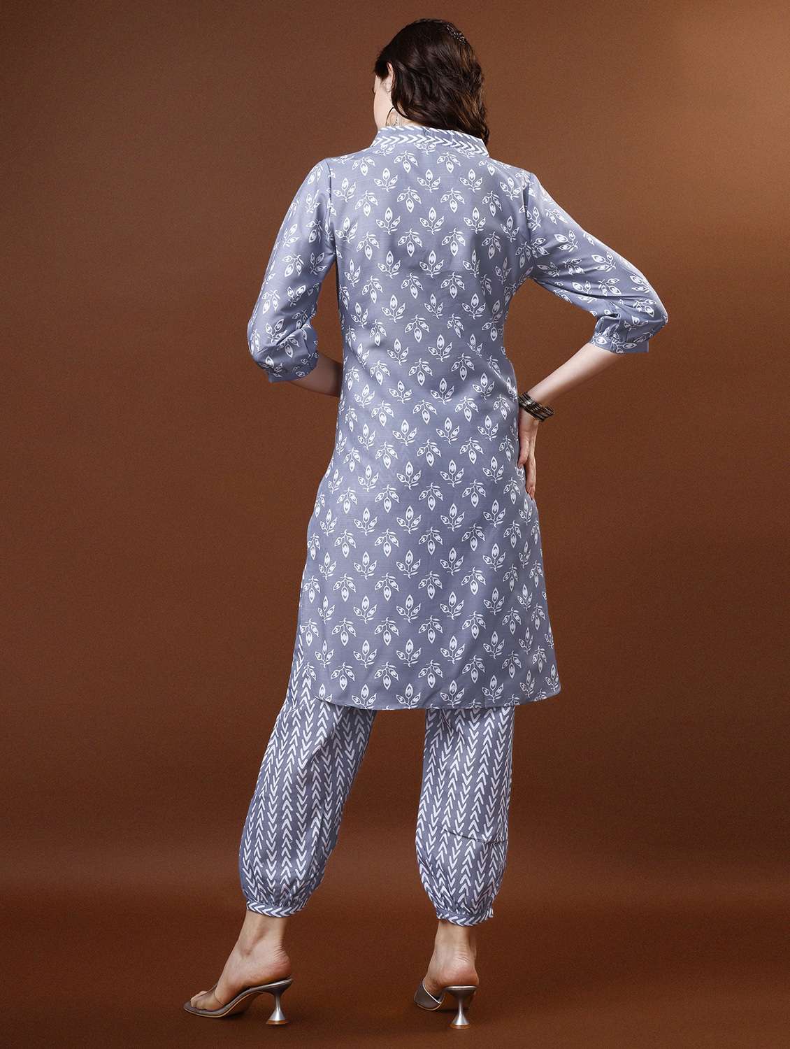 women printed three quarter sleeve kurta salwar set - 22392995 -  Standard Image - 3