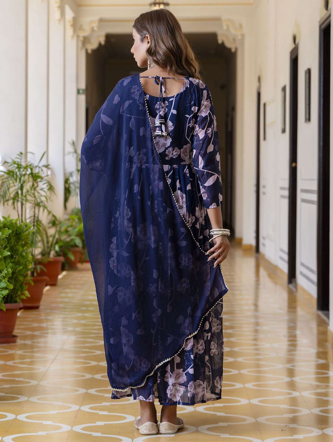 women floral three quarter sleeve kurta dupatta set - 22392996 -  Standard Image - 3