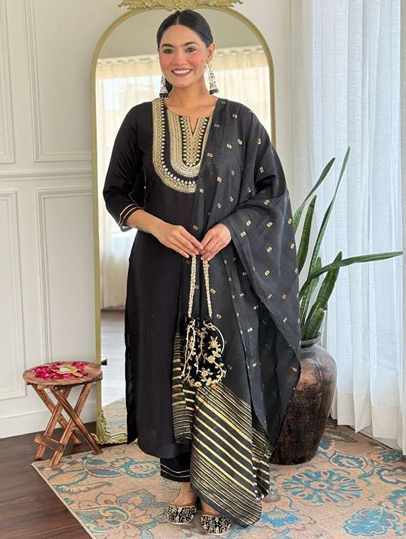 women solid with work three quarter sleeve kurta pant with dupatta set