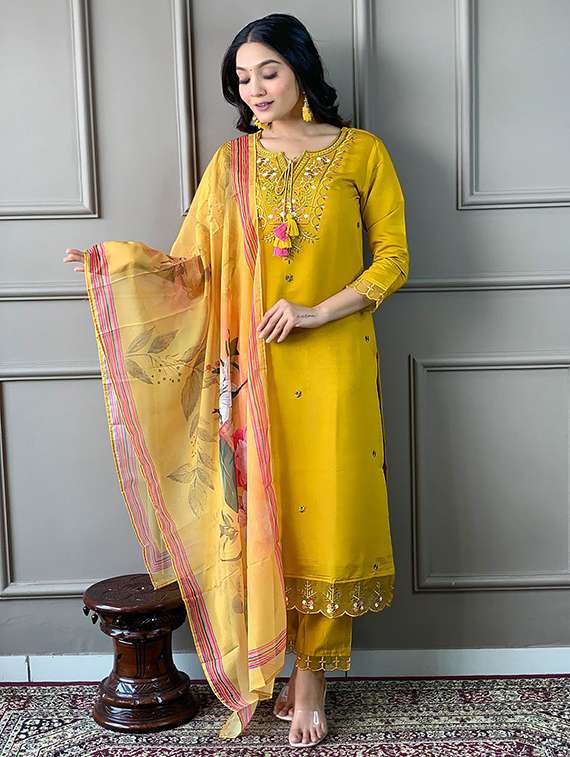 women solid with work three quarter sleeve kurta pant with dupatta set - 22393131 -  Standard Image - 3