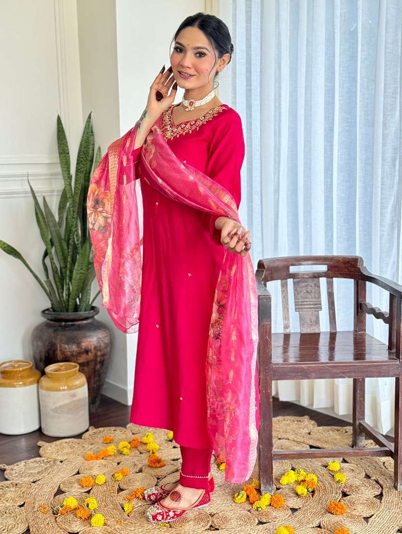 women solid with work three quarter sleeve kurta pant with dupatta set - 22393326 -  Standard Image - 3