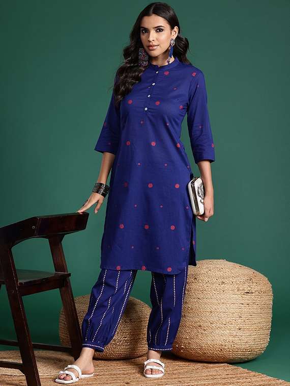 women printed three quarter sleeve kurta salwar set