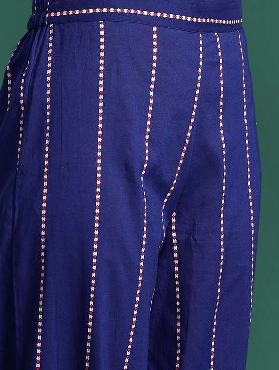 women printed three quarter sleeve kurta salwar set - 22393441 -  Standard Image - 3