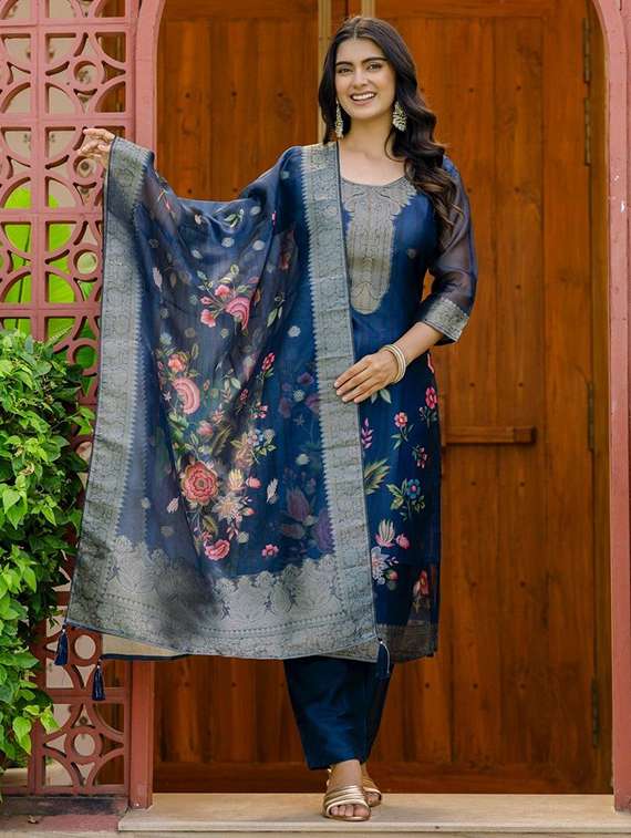 women floral three quarter sleeve kurta pant with dupatta set