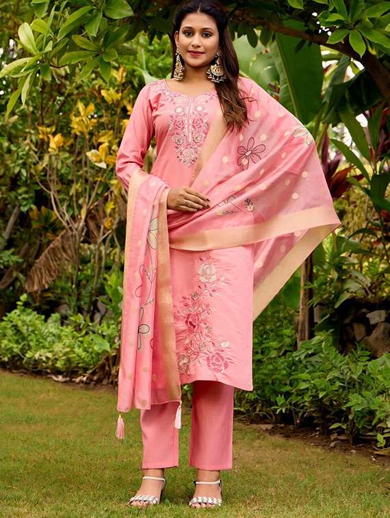 women solid with work three quarter sleeve kurta pant with dupatta set - 22393527 -  Standard Image - 3